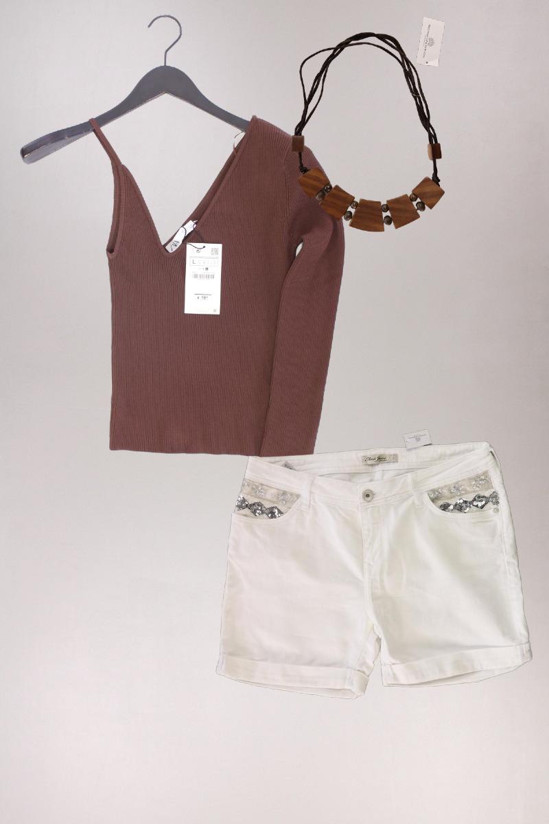 Second Hand Outfit Größe L mit Zara One-Shoulder-Shirt in Gr. L und Halskette