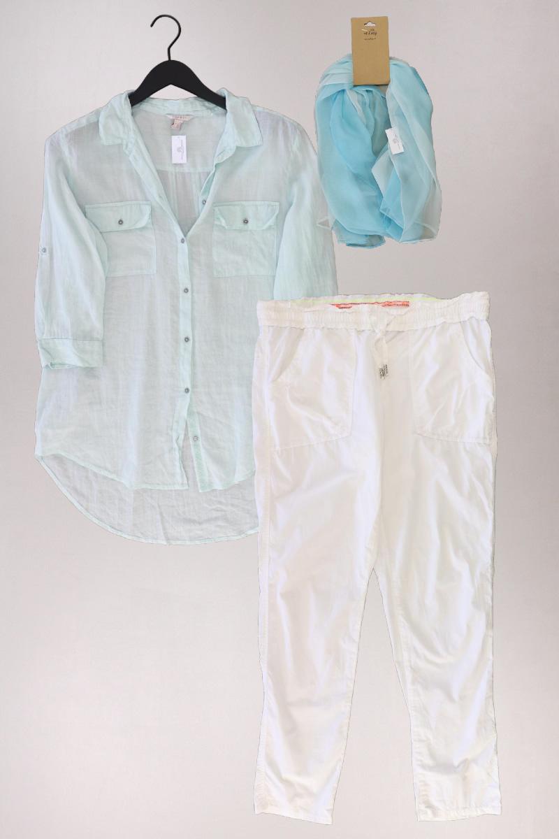 Second Hand Outfit Größe M mit Esprit Regular Bluse in Gr. 40 und Tuch