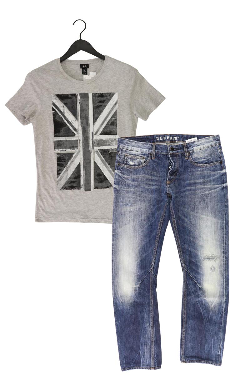 Second Hand Outfit Größe XS mit H&M Printshirt in Gr. XS