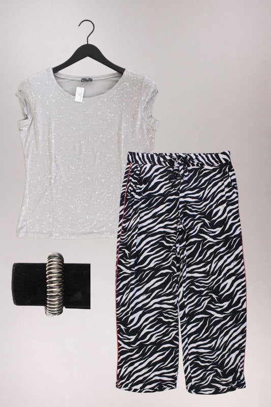 Second Hand Outfit Größe L mit Laura Scott T-Shirt in Gr. 42 und Armband