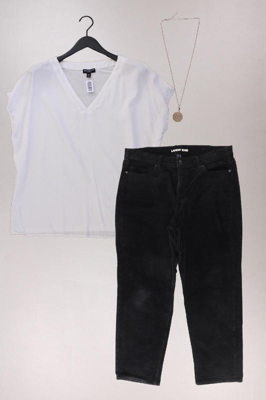 Second Hand Outfit Größe XXL mit Manguun Kurzarmbluse in Gr. XXL und Halskette