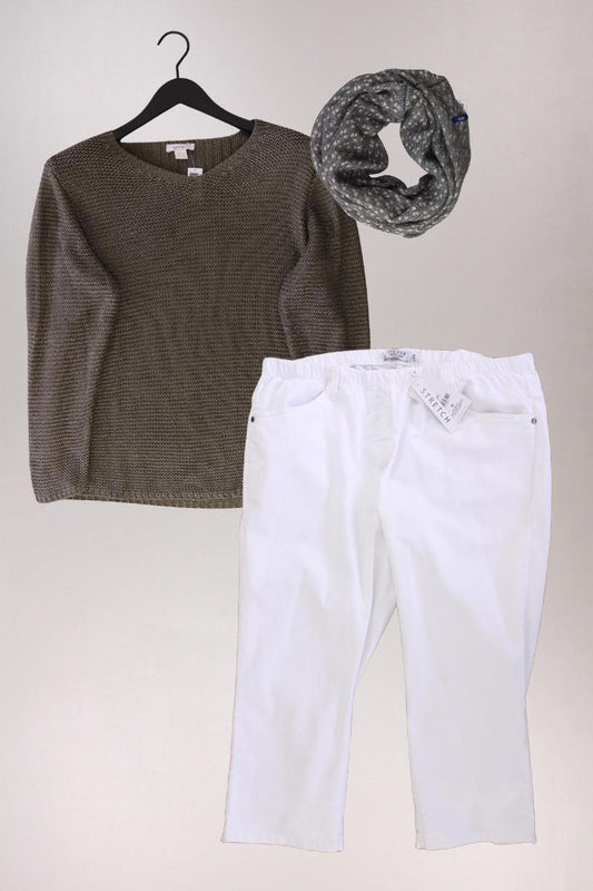 Second Hand Outfit Größe XXL mit Grobstrickpullover in Gr. 50 und Schal