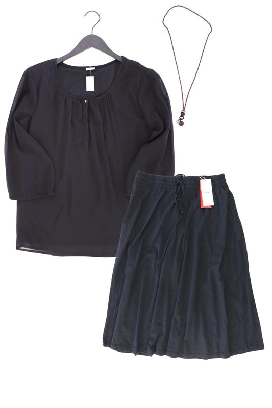 Second Hand Outfit Größe L mit Vero Moda Regular Bluse in Gr. L und Halskette