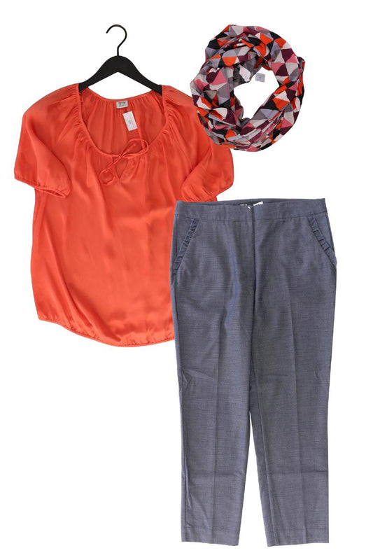 Second Hand Outfit Größe L mit Esprit Kurzarmbluse in Gr. 42 und Tuch