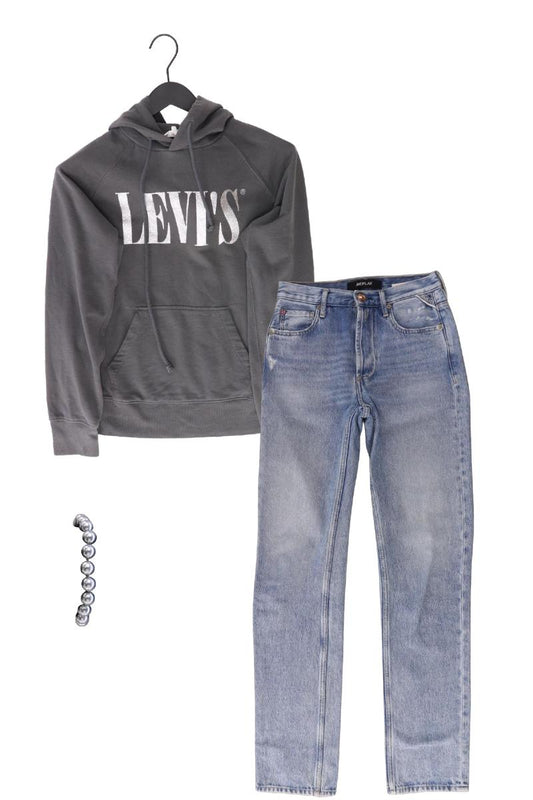 Second Hand Outfit Größe XS mit Levi's Hoodie in Gr. XS und Armband
