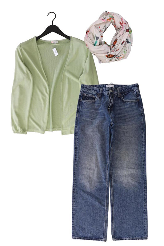 Second Hand Outfit Größe M mit Street One Strickjacke in Gr. 38 und Tuch