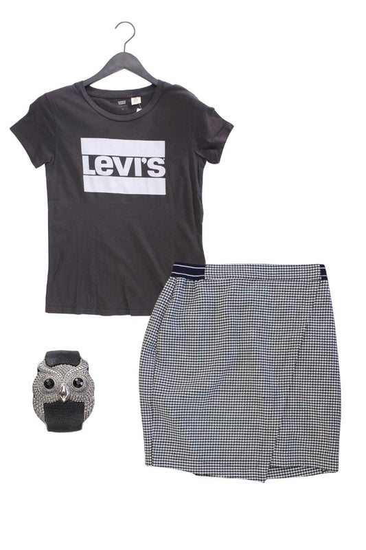 Second Hand Outfit Größe XS mit Levi's Printshirt in Gr. XS und Armband