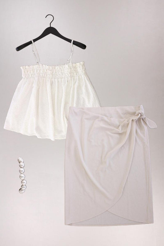 Second Hand Outfit Größe XXL mit Asos Spaghetti-Top in Gr. 48 und Armband