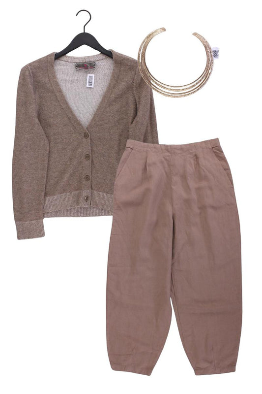 Second Hand Outfit Größe L mit Lieblingsstück Strickjacke in Gr. 42