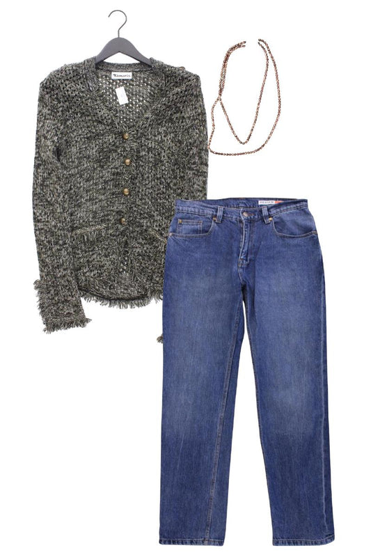 Second Hand Outfit Größe M mit Tamaris Strickjacke in Gr. 38 und Schmuck