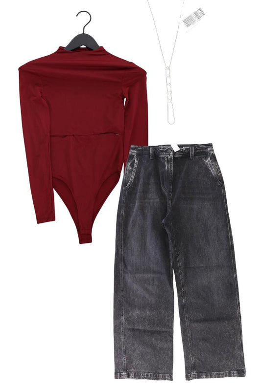 Second Hand Outfit Größe S mit Zara Shirtbody in Gr. S und Halskette