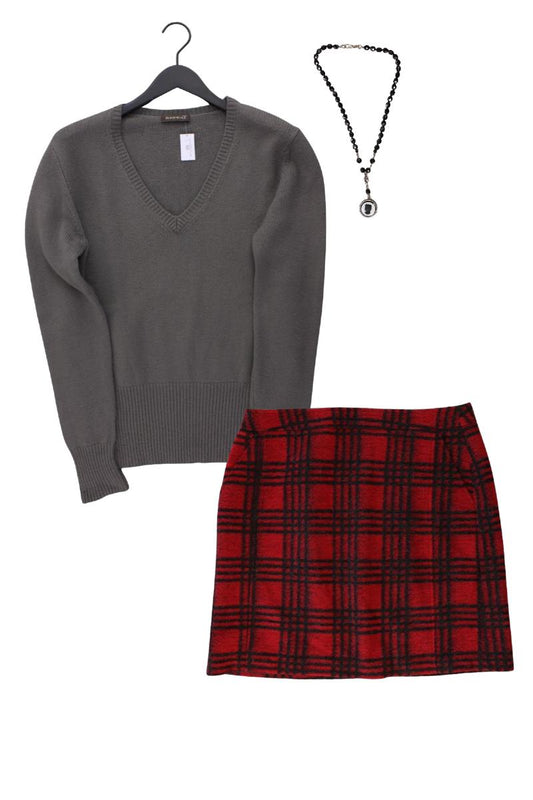 Second Hand Outfit Größe XL mit Repeat Wollpullover in Gr. 44 und Halskette