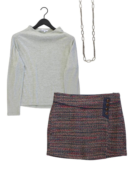 Second Hand Outfit Größe S mit Opus Feinstrickpullover in Gr. 36 und Halskette