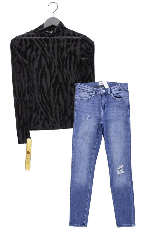 Second Hand Outfit Größe S mit Mango Longsleeve-Shirt in Gr. S und Armband
