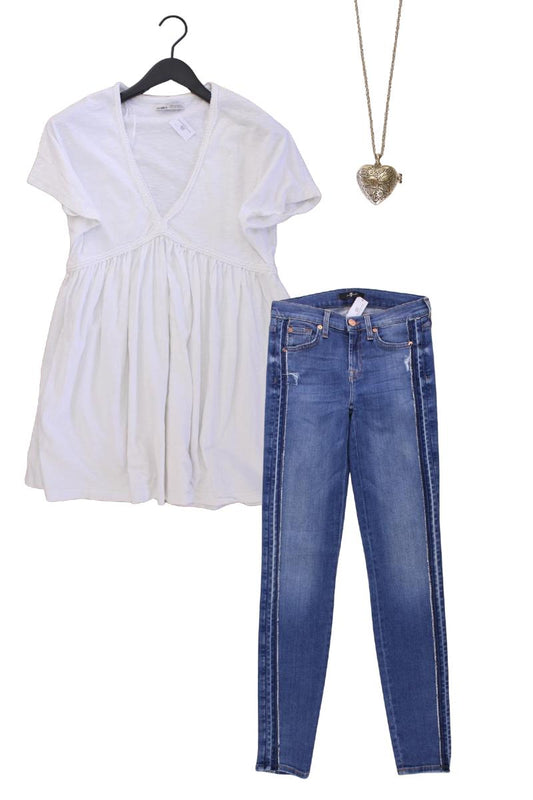 Second Hand Outfit Größe XS mit Pull&Bear Shirt mit V-Ausschnitt in Gr. XS