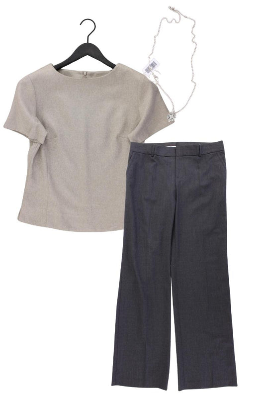 Second Hand Outfit Größe M mit Best Connections T-Shirt in Gr. 38 und Halskette