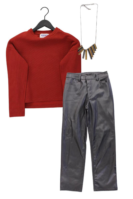 Second Hand Outfit Größe XS mit Langarmpullover in Gr. XS und Halskette