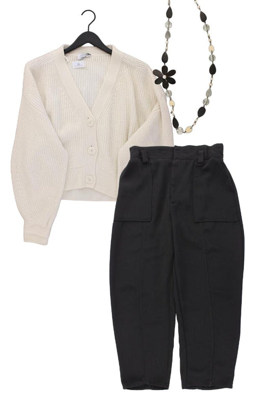 Second Hand Outfit Größe M mit & other stories Strickjacke in Gr. M