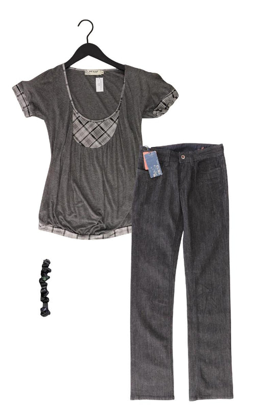 Second Hand Outfit Größe XS mit Ichi T-Shirt in Gr. XS und Armband
