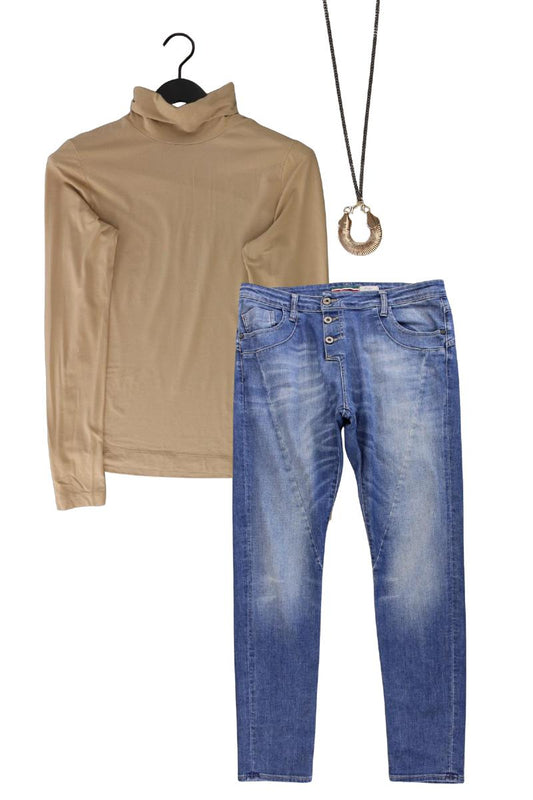 Second Hand Outfit Größe L mit Gant Rollkragenpullover in Gr. L und Halskette