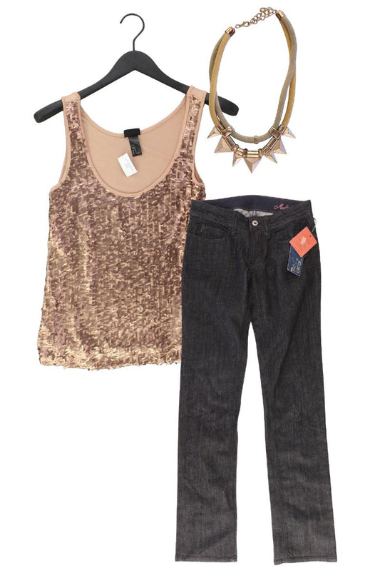 Second Hand Outfit Größe XS mit H&M Trägertop in Gr. XS und Halskette