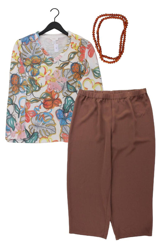 Second Hand Outfit Größe XXL mit Mona Feinstrickpullover in Gr. 50 und Halskette