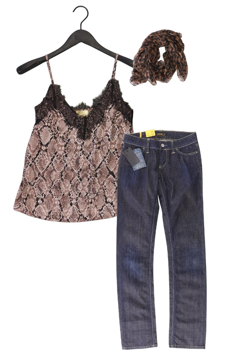 Second Hand Outfit Größe XS mit H&M Camisole in Gr. 32 und Tuch