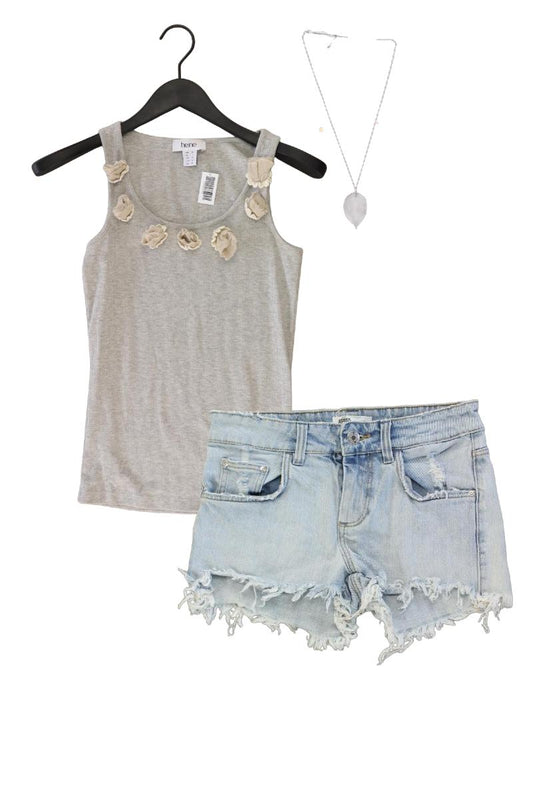 Second Hand Outfit Größe XS mit Heine Trägertop in Gr. 34 und Halskette