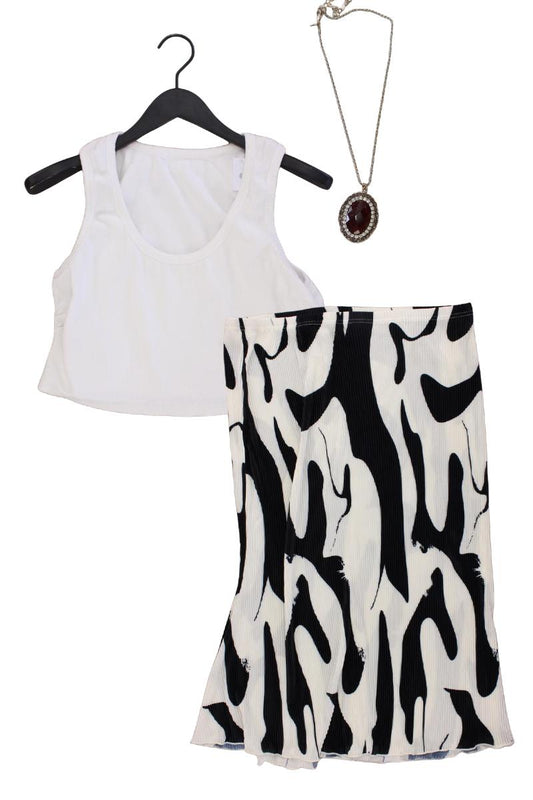 Second Hand Outfit Größe XXL mit Crop Top in Gr. 52, Stretchrock in Gr. XXL