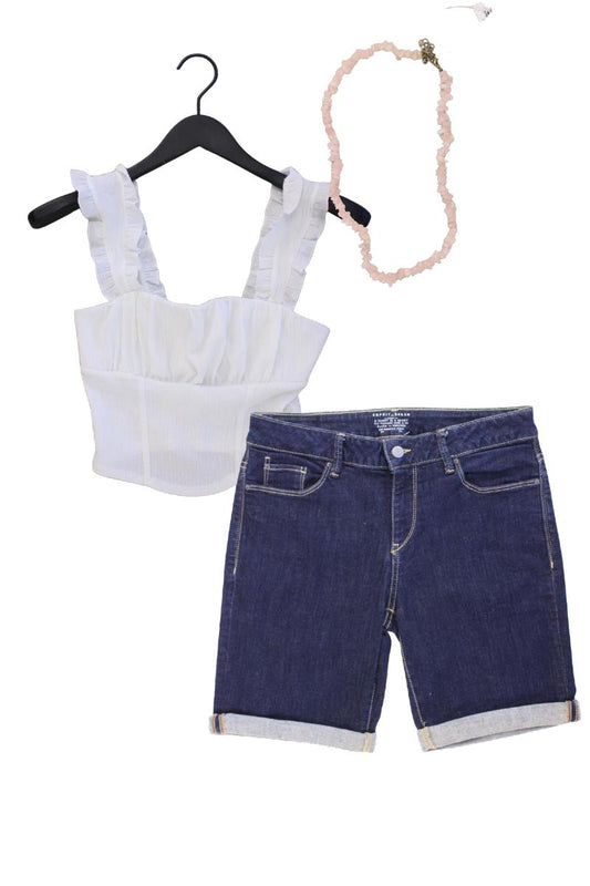 Second Hand Outfit Größe S mit Crop Top in Gr. S, Esprit Jeansshorts in Gr. W27
