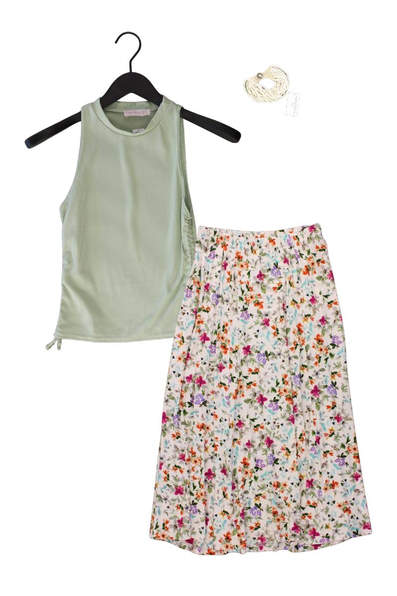 Second Hand Outfit Größe XS mit Crop Top in Gr. XS und Armband