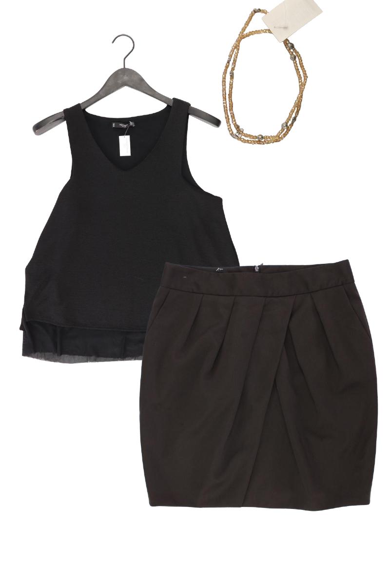 Second Hand Outfit Größe M mit Mango Trägertop in Gr. M und Schmuck