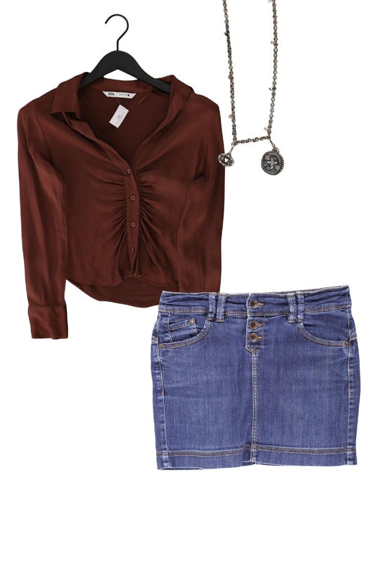 Second Hand Outfit Größe XS mit Zara Langarmbluse in Gr. XS und Halskette