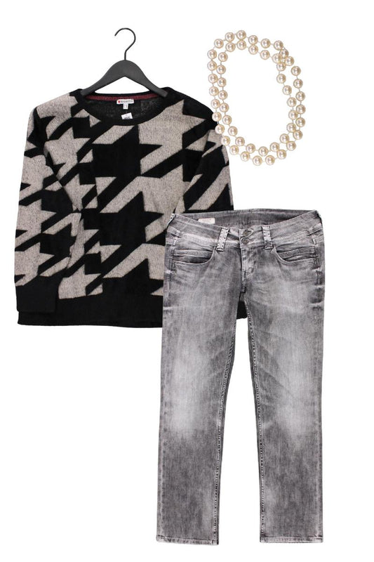 Second Hand Outfit Größe L mit Street One Feinstrickpullover in Gr. 42