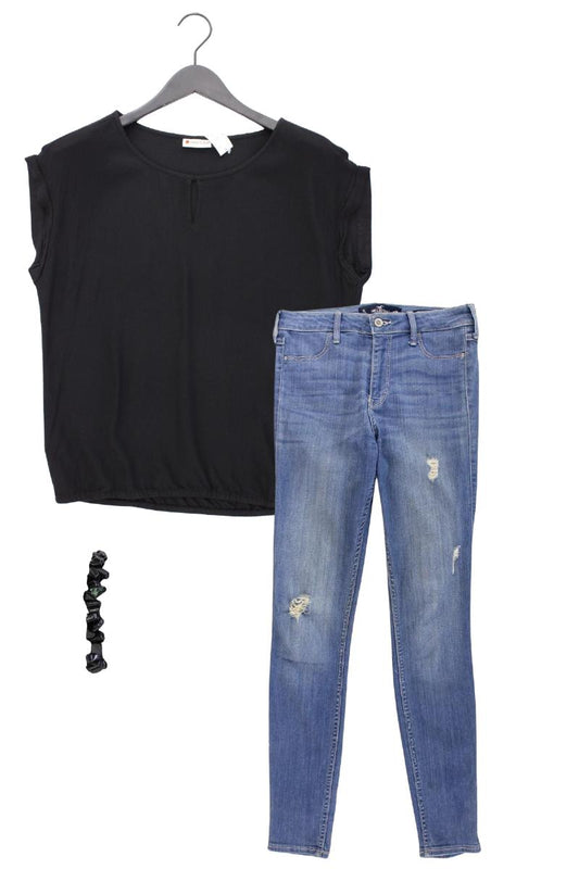 Second Hand Outfit Größe S mit Street One Kurzarmbluse in Gr. 36 und Armband