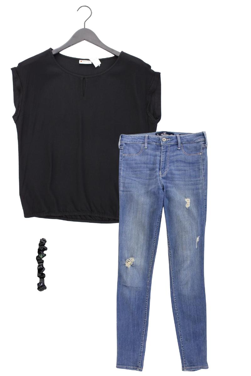 Second Hand Outfit Größe S mit Street One Kurzarmbluse in Gr. 36 und Armband