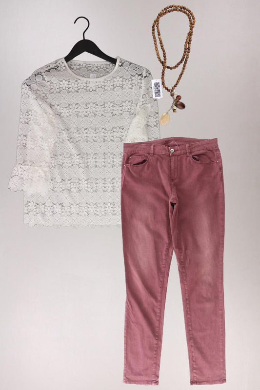 Second Hand Outfit Größe M mit Jacqueline de Yong Shirt mit Spitze in Gr. M