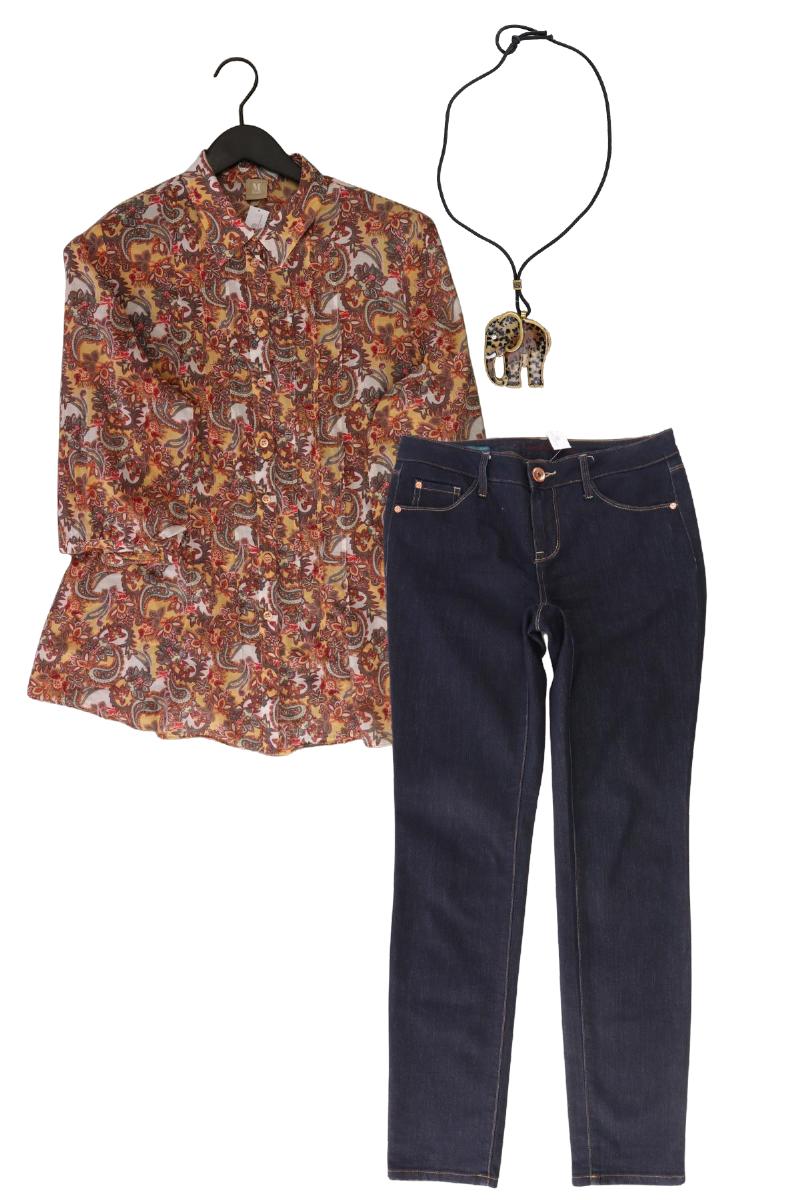 Second Hand Outfit Größe L mit März Regular Bluse in Gr. 42 und Halskette