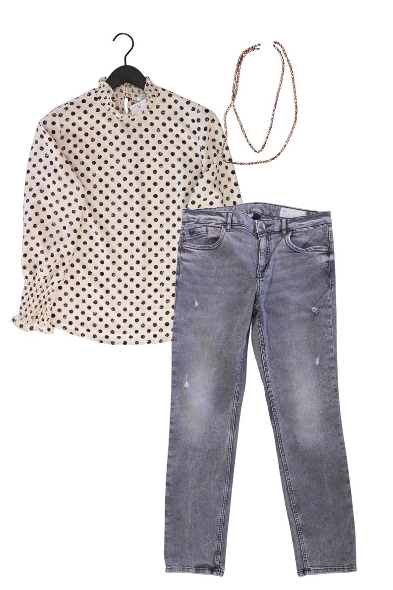 Second Hand Outfit Größe M mit Langarmbluse in Gr. 40 und Schmuck