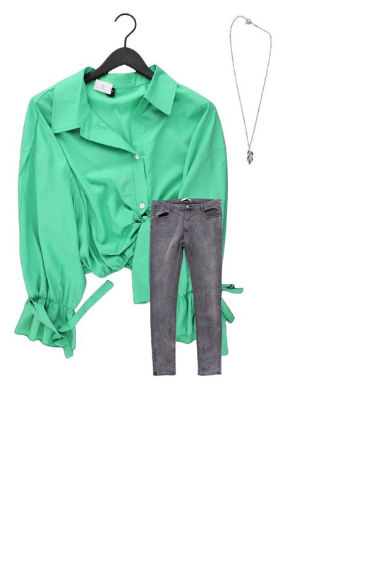 Second Hand Outfit Größe XXL mit Langarmbluse in Gr. XXL und Halskette