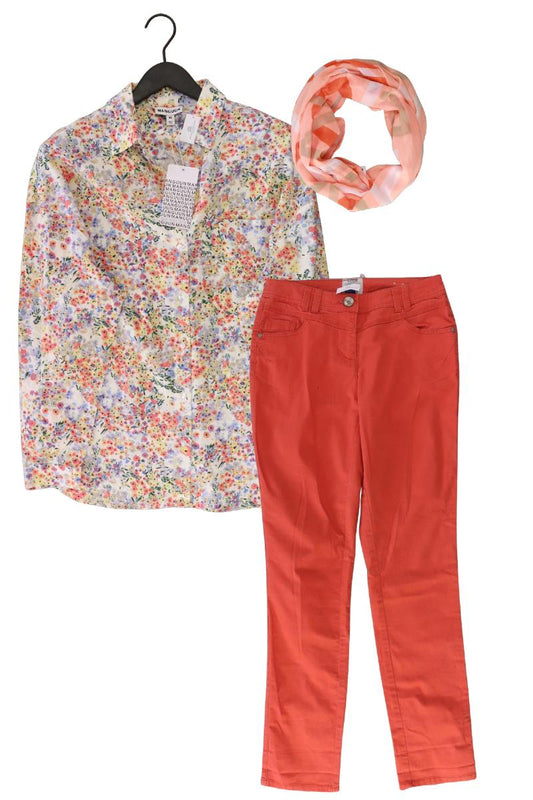 Second Hand Outfit Größe S mit Manguun Leinenbluse in Gr. 36 und Tuch