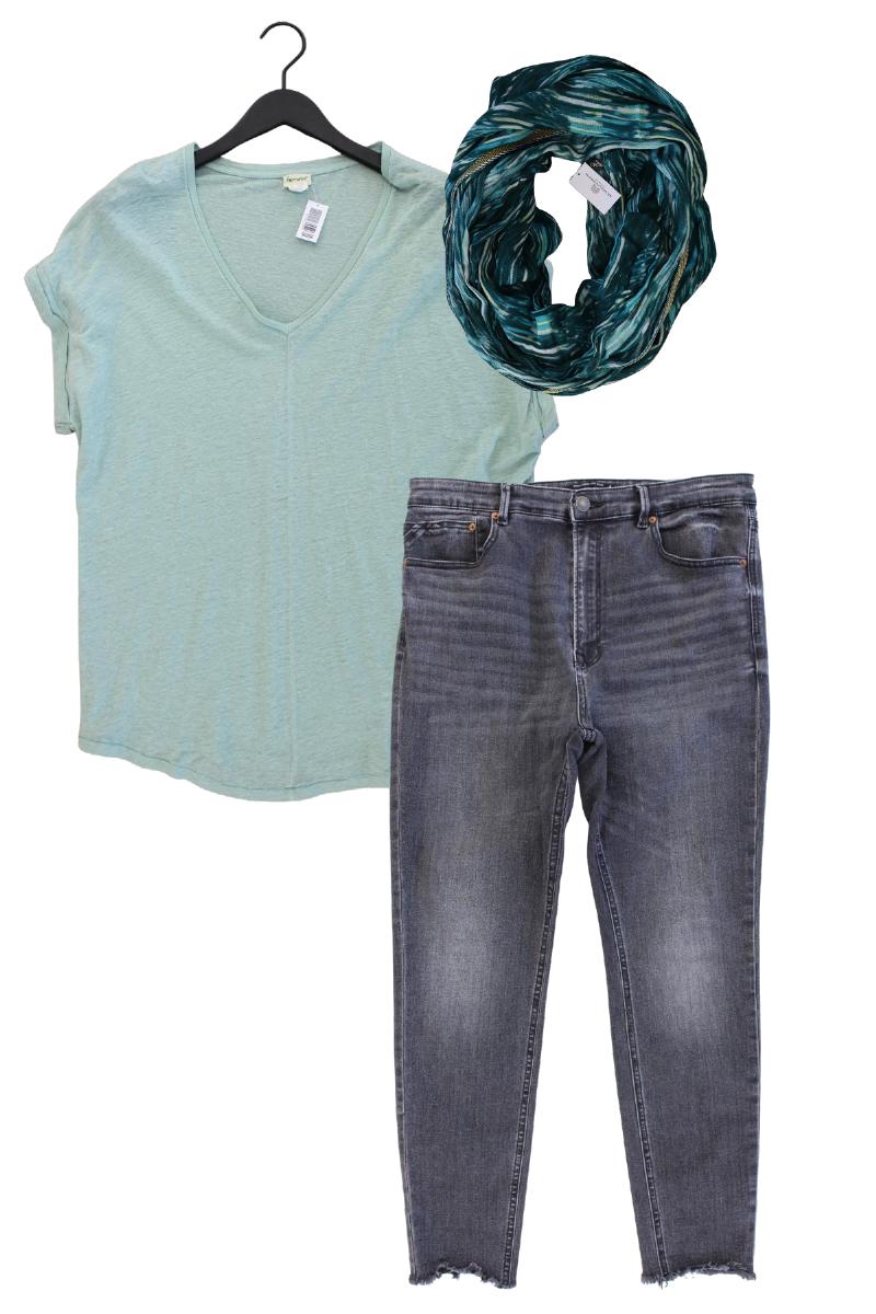 Second Hand Outfit Größe XL mit hessnatur Shirt mit V-Ausschnitt in Gr. 44/46