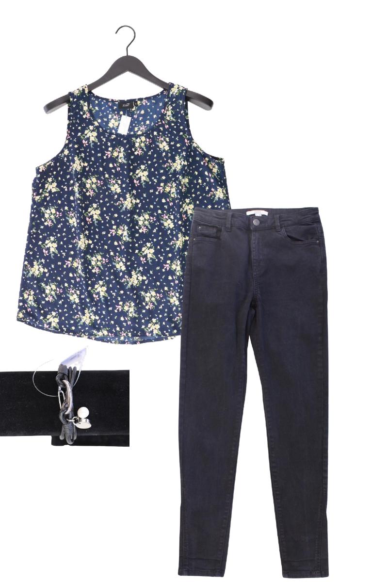Second Hand Outfit Größe S mit Zizzi Ärmellose Bluse in Gr. S und Armband