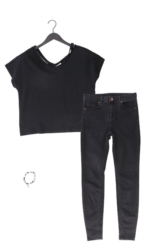 Second Hand Outfit Größe S mit s.Oliver T-Shirt in Gr. 36 und Armband