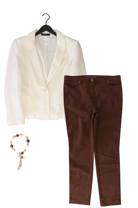 Second Hand Outfit Größe XL mit Marc Cain Regular Blazer in Gr. 44 und Armband