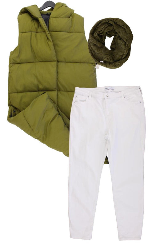 Second Hand Outfit Größe XL mit s.Oliver Kapuzenweste in Gr. 44 und Schal