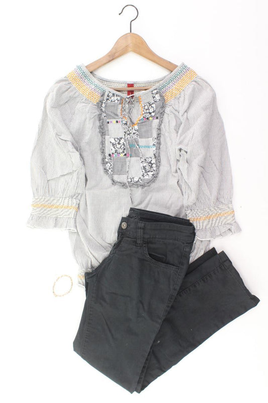 Second Hand Outfit Größe M mit Vero Moda Rüschenbluse in Gr. M