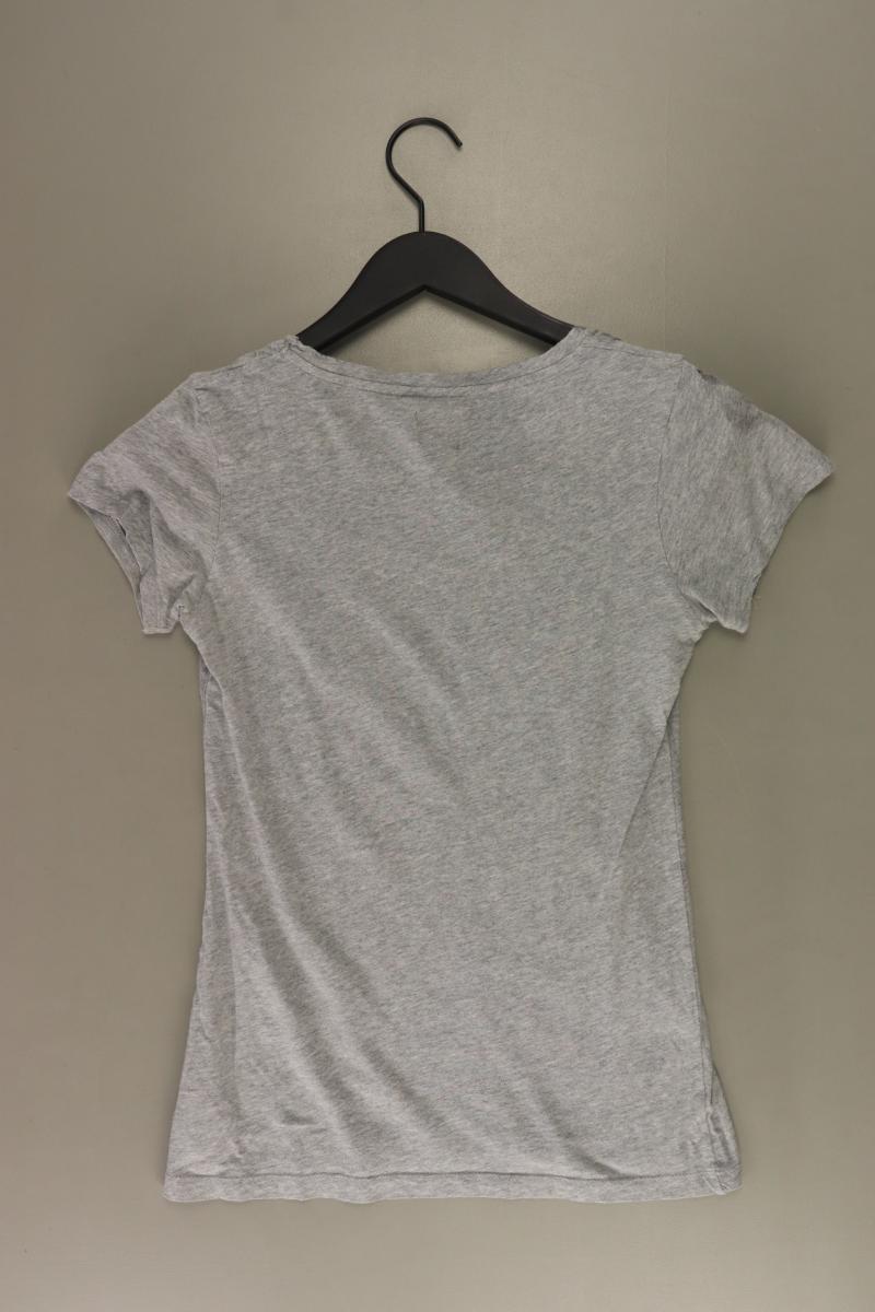 Second Hand Outfit Größe XS mit Lee Printshirt in Gr. XS und Halskette