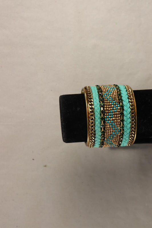 Schmuck blau