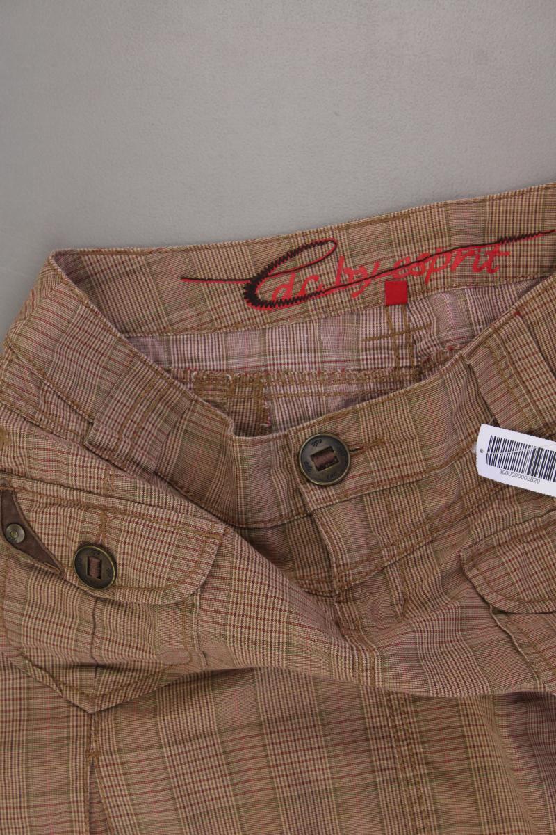 Second Hand Outfit Größe XS mit Street One Rüschentop in Gr. 34 und Halskette
